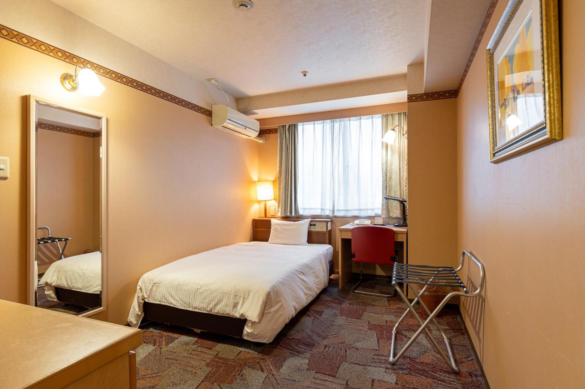 New Sunpia Tsuruga Hotel Exterior photo